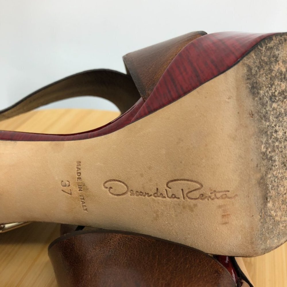 Oscar De La Renta Red Satin Brown patent leather buckle Platform Stilettos 37 - Picture 12 of 14